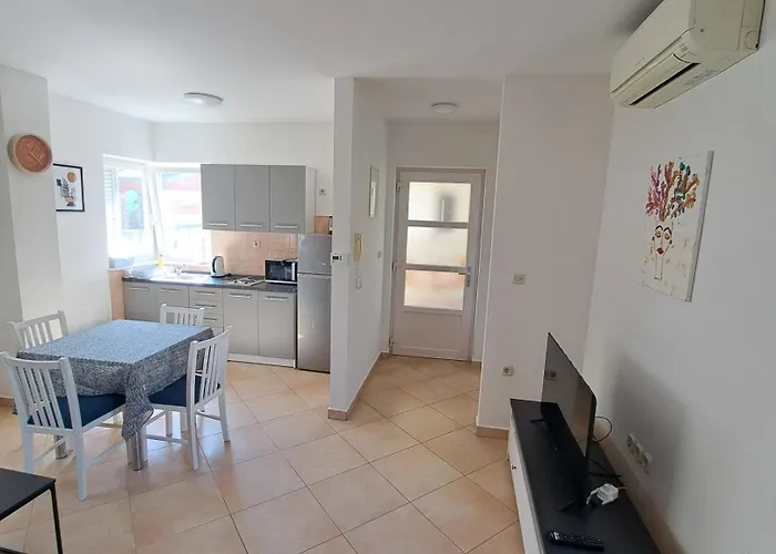 Lägenhet Petra Zadar